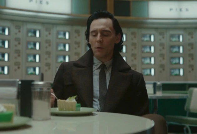 Сцена из 2 серии 2 сезона сериала  Локи